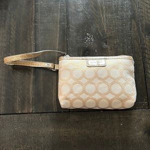 NWOT Nine West clutch - tan on cream with gold accent